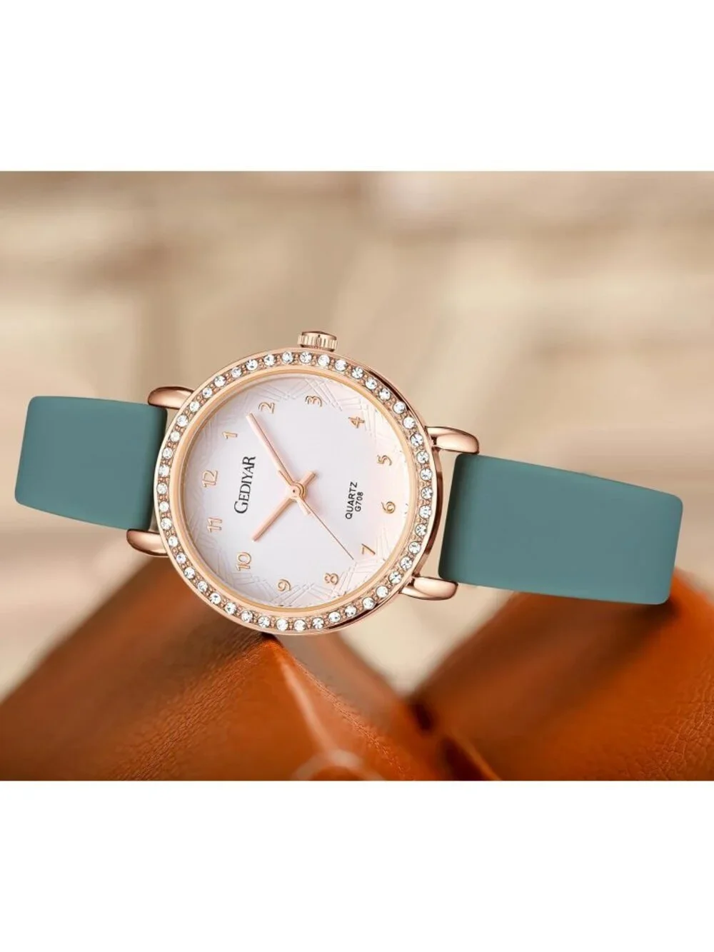 Women's Green Analog Quartz Crystal Rhinestone Bezel Waterproof Wrist Watch